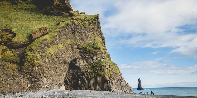 2024美容护肤新风向：自然护肤理念引领美妆趋势与实用教程