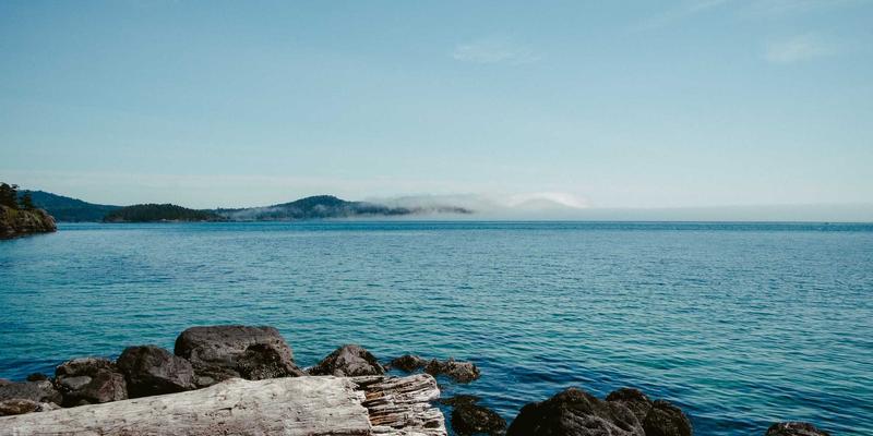 孕期安全护肤指南：避开这些成分，守护妈妈与宝宝健康 | 2024护肤知识