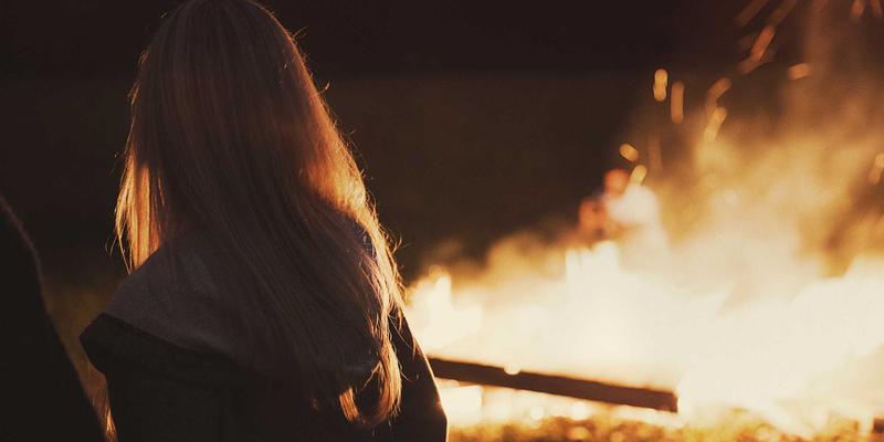 家用美容仪深度评测：从LED光疗、微电流到射频技术的原理与选购指南