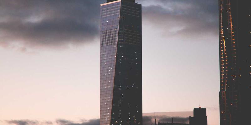 护肤品搓泥原因大揭秘：成分冲突与使用手法如何调整 | 深度解析美妆趋势与护肤知识