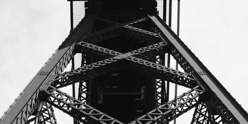 眼周肌肤抗衰特护指南：细纹、黑眼圈、浮肿成因与针对性护肤品推荐