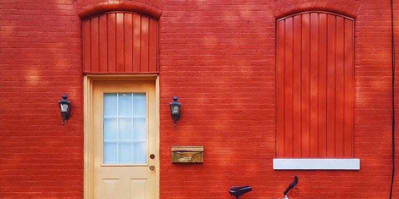 硬水还是软水？揭秘水质对洁面效果与皮肤健康的深层影响 | 护肤知识科普