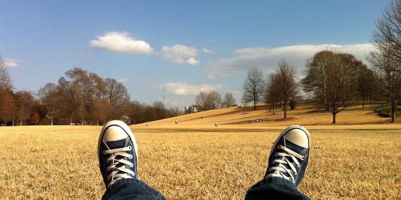 美容护肤25：从基础到进阶的完整美妆教程与化妆品选择指南